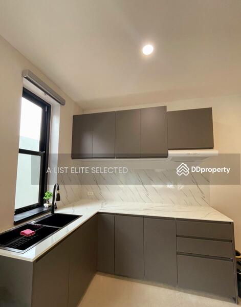 For Sale - New luxury house in Huai Yai, Pattaya