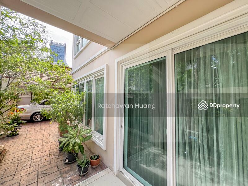 For Sale - Sukhumvit 26, Bangkok