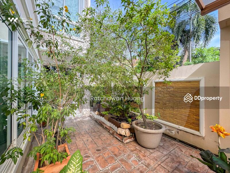 For Sale - Sukhumvit 26, Bangkok