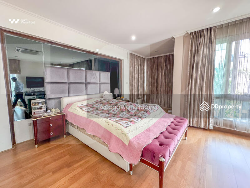 For Sale - Sukhumvit 26, Bangkok
