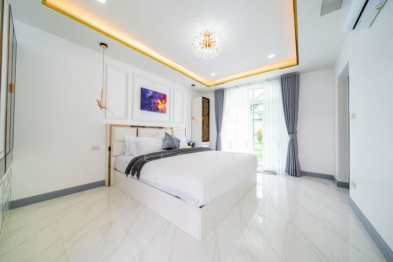 Pattaya Pool Villa near Sukhumvit Road, Chon Buri (Pattaya), Huai Yai, Bang Lamung (Pattaya), Chon Buri (Pattaya), 4 Bedrooms, 350 sqm, Villa For Sale, by A LIST ELITE SELECTED, 11899892 - DDproperty.com