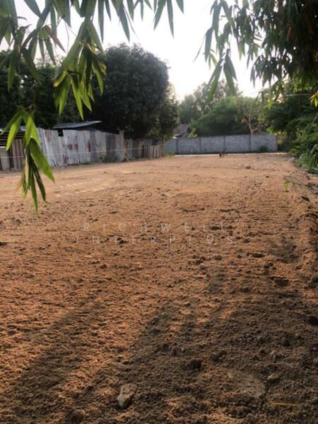 ขายที่ดินหนองปลาไหลถมแล้ว 100 ตรว. ซอยเอสอาร์ล่าง ใกล้อ่างเก็บน้ำมาบประชัน-8กม. บางละมุง, Chon Buri (Pattaya), Nong Pla Lai, Bang Lamung (Pattaya), Chon Buri (Pattaya), , 400 sqm, Land For Sale, by RICHWELL INTERPLUS, 11899965 - DDproperty.com