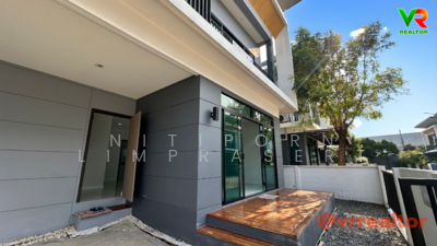 ขาย - Chewarom Rangsit - Don Mueang : ชีวารมย์ รังสิต-ดอนเมือง, ปทุมธานี