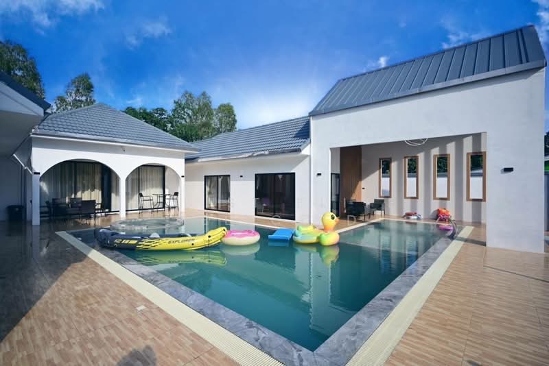 Venice Pool Villa - Ideal for Living or Business, , 4 Bedrooms, 225 sqm, Villa For Sale, by A LIST ELITE SELECTED, 11900182 - DDproperty.com