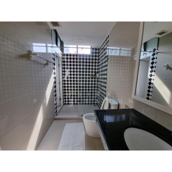 IDEO Blucove Sukhumvit, Bangkok, 2952 Sukhumvit Road, Bang Na, Bangkok, 2 Bedrooms, 61 sqm, Condo For Sale, by Susira Prueksawun, 11900398 - DDproperty.com