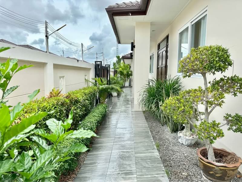 Luxury Detached House - New Pool Villa near Huai Yai, Pattaya, Chon Buri (Pattaya), Huai Yai, Bang Lamung (Pattaya), Chon Buri (Pattaya), 6 Bedrooms, 215 sqm, Villa For Sale, by A LIST ELITE SELECTED, 11900493 - DDproperty.com
