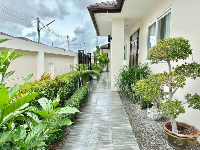 Luxury Detached House - New Pool Villa near Huai Yai, Pattaya, Chon Buri (Pattaya), Huai Yai, Bang Lamung (Pattaya), Chon Buri (Pattaya), 6 Bedrooms, 215 sqm, Villa For Rent, by A LIST ELITE SELECTED, 11900496 - DDproperty.com