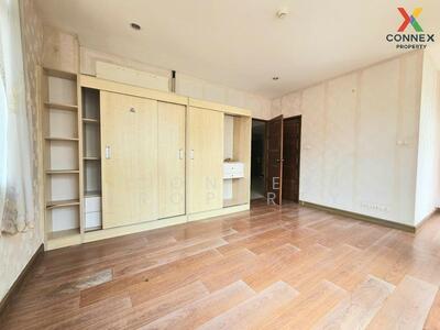 ขาย - Baan Klang Krung Resort (Ratchada 7) : บ้านกลางกรุงรีสอร์ท รัชดา ซอย7, กรุงเทพ