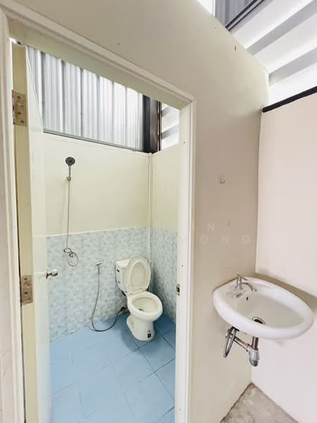 ให้เช่า - ให้เช่าโกดัง บางใหญ่ นนทบุรี พื้นที่ 228 ตรม รถเทลเลอร์ ตู้40ฟุตข้าได้, นนทบุรี