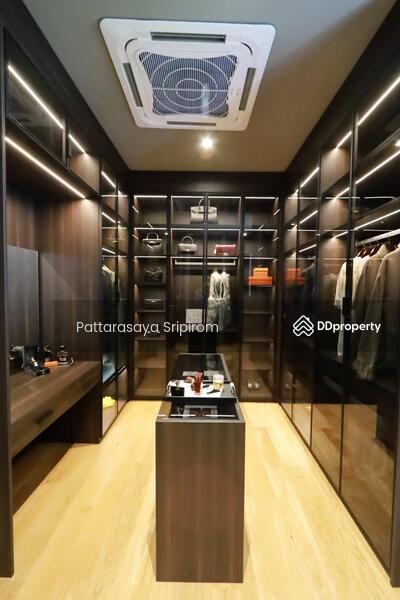 ขาย - 4-Br House in Don Mueang (2104180), กรุงเทพ