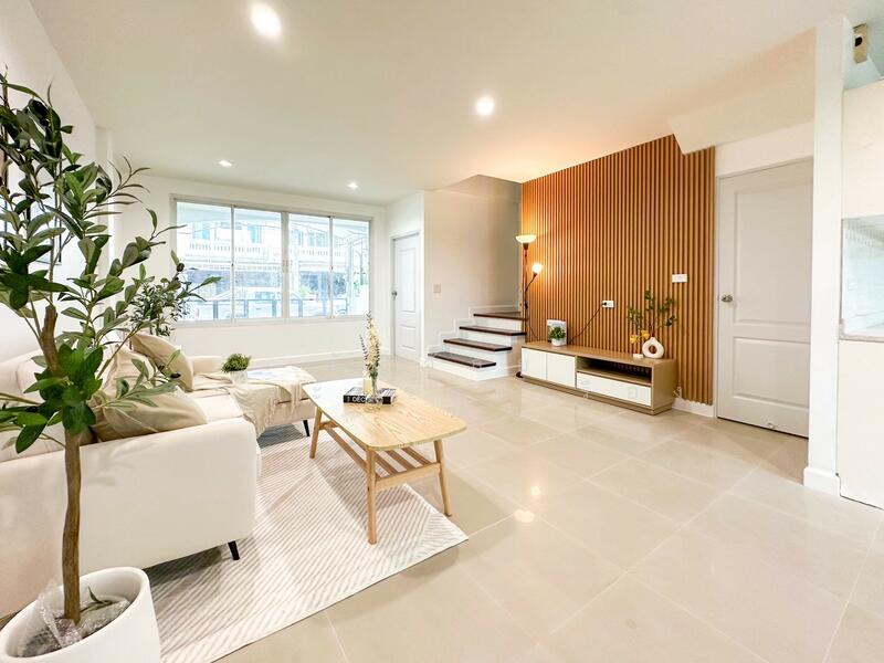 For Sale - หมู่บ้าน เดอ สยาม สวนหลวง ร.9, Bangkok