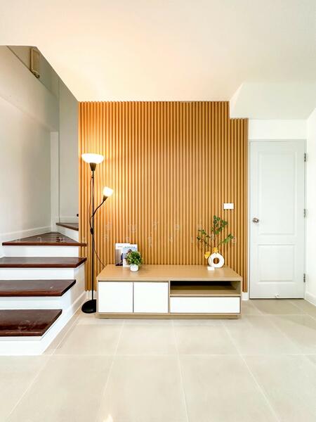 For Sale - หมู่บ้าน เดอ สยาม สวนหลวง ร.9, Bangkok