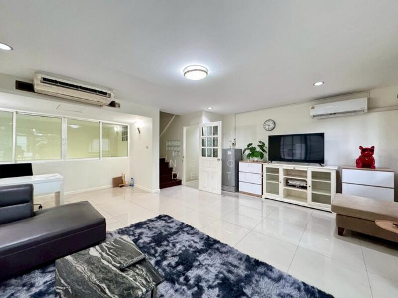 Townhouse, Bangkok, Sukhumvit 31, Khlong Tan Nua, Watthana, Bangkok, 4 Bedrooms, 350 sqm, Townhouse For Rent, by Bangkok Residential, 11901224 - DDproperty.com