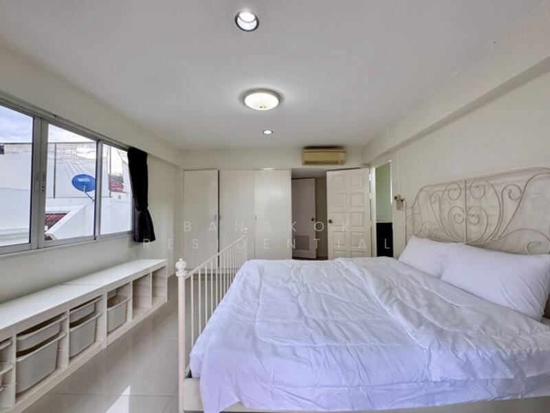 Townhouse, Bangkok, Sukhumvit 31, Khlong Tan Nua, Watthana, Bangkok, 4 Bedrooms, 350 sqm, Townhouse For Rent, by Bangkok Residential, 11901224 - DDproperty.com