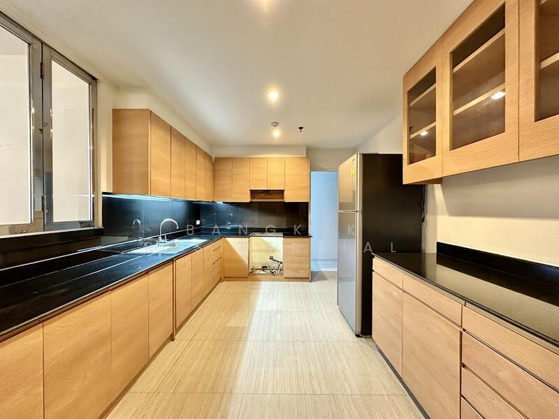 Baan Thai Living Ekkamai, Bangkok, 40 Soi Pridi Banomyong 31, Khlong Tan Nua, Watthana, Bangkok, 2 Bedrooms, 185 sqm, Condo For Rent, by Bangkok Residential, 11901693 - DDproperty.com