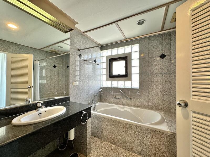 Baan Thai Living Ekkamai : บ้านไทยลิฟวิ่ง เอกมัย, กรุงเทพ, 40 ซอย ปรีดีพนมยงค์ 31, คลองตันเหนือ, วัฒนา, กรุงเทพ, 185 ตร.ม., คอนโด ให้เช่า, โดย Bangkok Residential, 11901693 - DDproperty.com