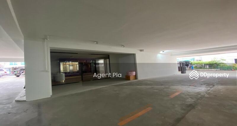 ให้เช่า - Commercial building for rent, located at Liap Duan, Town in Town (SPSAD2828), กรุงเทพ
