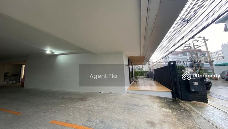 For Rent - Commercial building for rent, located at Liap Duan, Town in Town (SPSAD2828), Bangkok