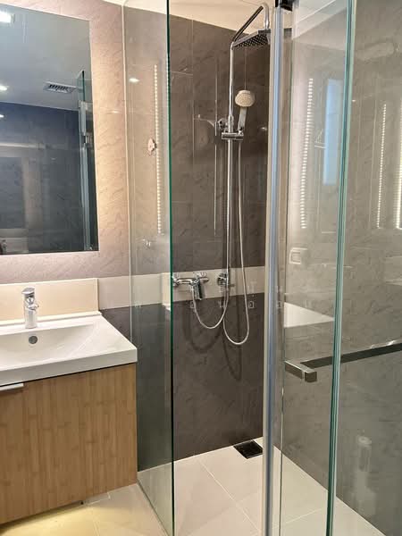 Urbitia Thonglor, Bangkok, 19 Soi Sukhumvit 36 Thonglor Road, Phra Kanong, Khlong Toei, Bangkok, 2 Bedrooms, 58 sqm, Condo For Rent, by เอกอิทธินันต์ เหล่าอุ่นอ่อน, 11902356 - DDproperty.com