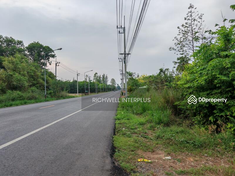 For Sale - Land for sale in Lat Krathing, area 1 rai, on road no. Ch. 3017, enter the alley from road no., Chachoengsao