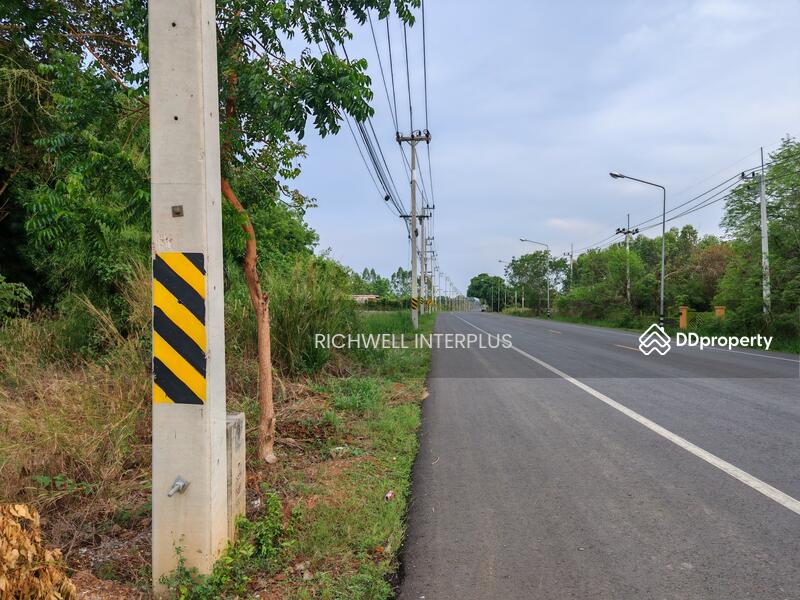 For Sale - Land for sale in Lat Krathing, area 1 rai, on road no. Ch. 3017, enter the alley from road no., Chachoengsao