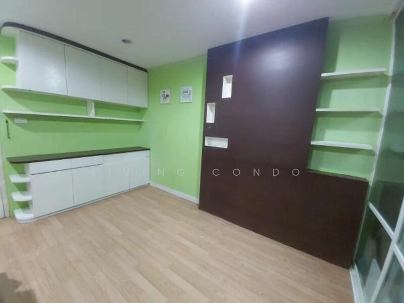 Lumpini Ville Ramkhamhaeng 26, Bangkok, Soi Ramkamhang 26,  Huamark Road, Hua Mak, Bang Kapi, Bangkok, 1 Bedroom, 33 sqm, Condo For Sale, by Living Condo, 11902506 - DDproperty.com