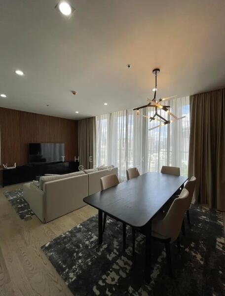 Noble Ploenchit, Bangkok, 1035 Ploenchit Road, Lumphini, Pathum Wan, Bangkok, 2 Bedrooms, 117 sqm, Condo For Rent, by The Luxe Group, 11902736 - DDproperty.com