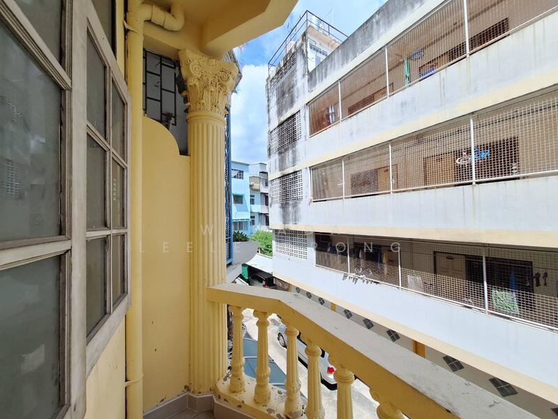 ขาย - ตึกแถวย่านธุรกิจ ใกล้สาทร พระราม 3 ช่องนนทรี สีลม, กรุงเทพ