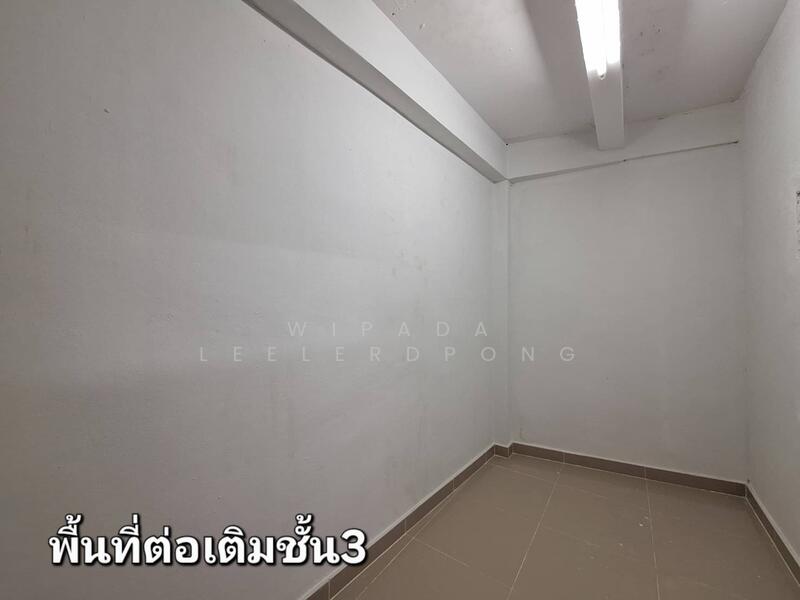 ขาย - ตึกแถวย่านธุรกิจ ใกล้สาทร พระราม 3 ช่องนนทรี สีลม, กรุงเทพ