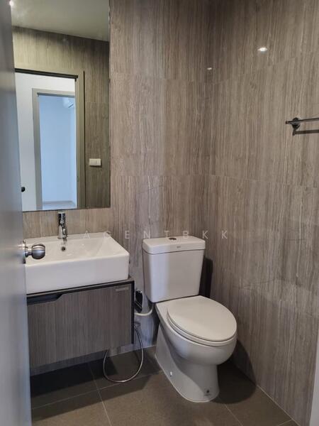 The Parkland Phetkasem 56, Bangkok, Phetkasem Road, Bang Wa, Phasi Charoen, Bangkok, 2 Bedrooms, 75 sqm, Condo For Rent, by Agentbkk, 11903007 - DDproperty.com