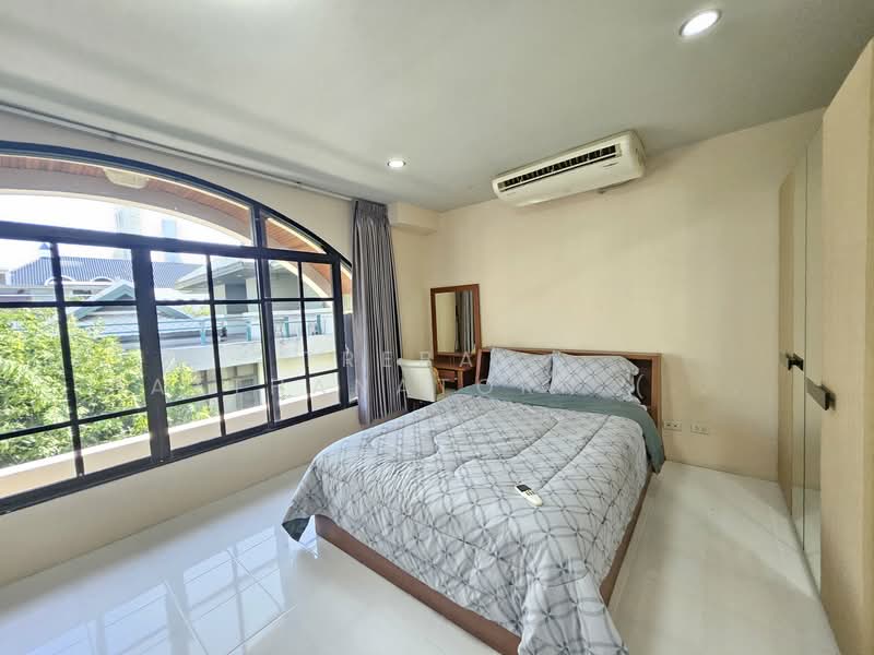 Moo Baan Chicha Castle, Bangkok, Sukhumvit 31, Khlongtoei Nua, Watthana, Bangkok, 4 Bedrooms, 350 sqm, Townhouse For Rent, by TREBA - Ratthanatorn (Jenny), 11903089 - DDproperty.com