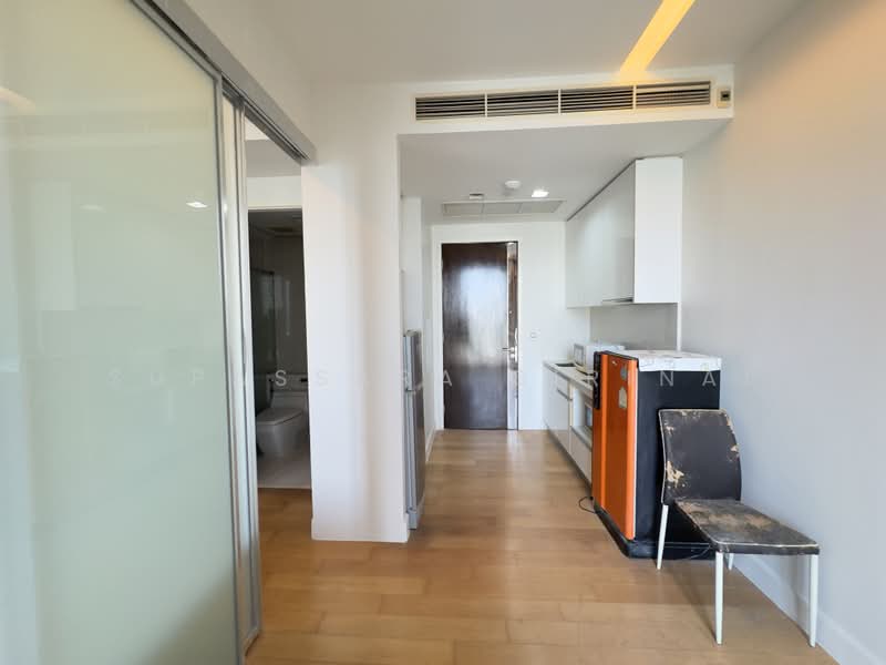 Equinox Phahol Vibha, Bangkok, 345 Paholyothin Road, Jom Phon, Chatuchak, Bangkok, 1 Bedroom, 31 sqm, Condo For Sale, by Supassara Sirinai, 11903455 - DDproperty.com