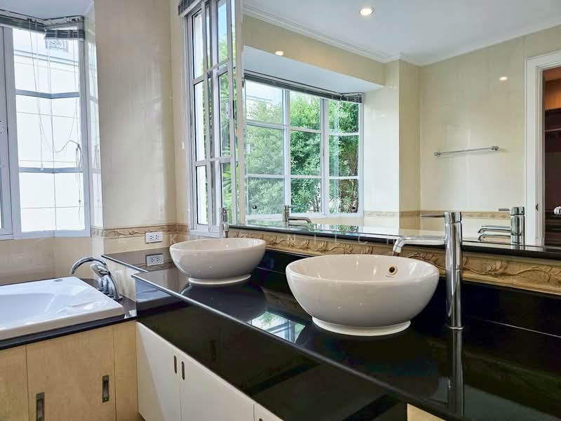 Baan Klang Krung The Nice Ratchavipha, Bangkok, 2 Kamphaeng Phet Road, Lat Yao, Chatuchak, Bangkok, 4 Bedrooms, 380 sqm, Single Detached House For Sale, by Jakkrit Nilchoo, 11903670 - DDproperty.com