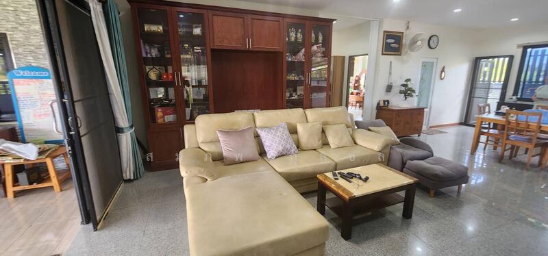 80466 - ขายบ้านเดี่ยวพัทยา 105.5 ตารางวา อำเภอบางละมุง จังหวัดชลบุรี, Chon Buri (Pattaya), Bang Lamung, Bang Lamung (Pattaya), Chon Buri (Pattaya), 4 Bedrooms, 299 sqm, Single Detached House For Sale, by สมภพ กุลชล, 11904017 - DDproperty.com