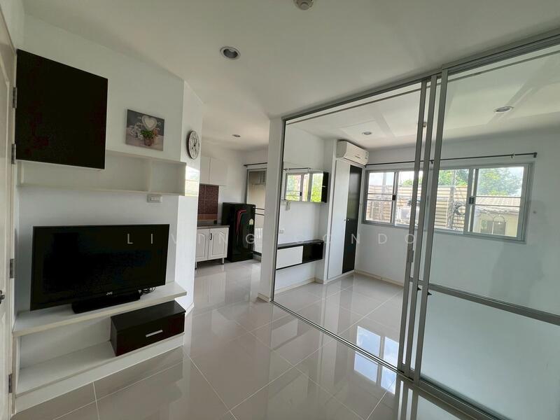 Lumpini Condo Town Nida-Serithai, Bangkok, 301 Seri Thai Road, Khlong Kum, Bueng Kum, Bangkok, 1 Bedroom, 23 sqm, Condo For Rent, by Living Condo, 11904164 - DDproperty.com