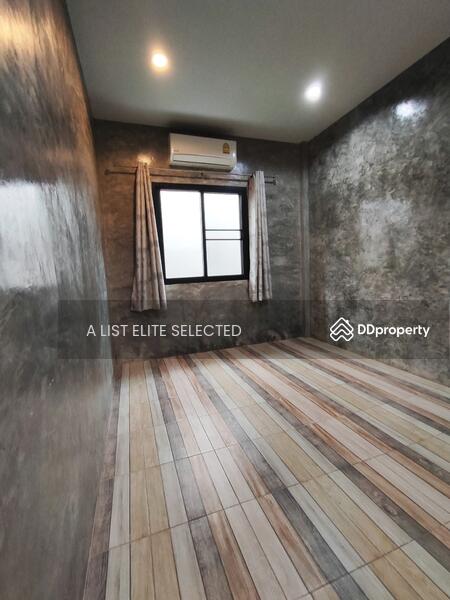 For Rent - Luxury Detached House in Tropical Village - Your Pattaya Paradise, Chon Buri
