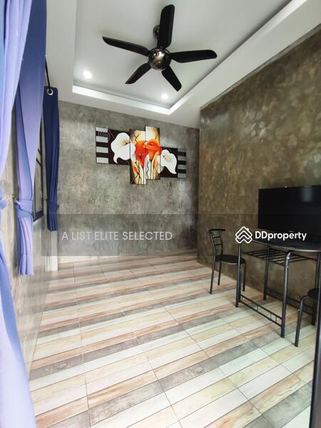 For Rent - Luxury Detached House in Tropical Village - Your Pattaya Paradise, Chon Buri