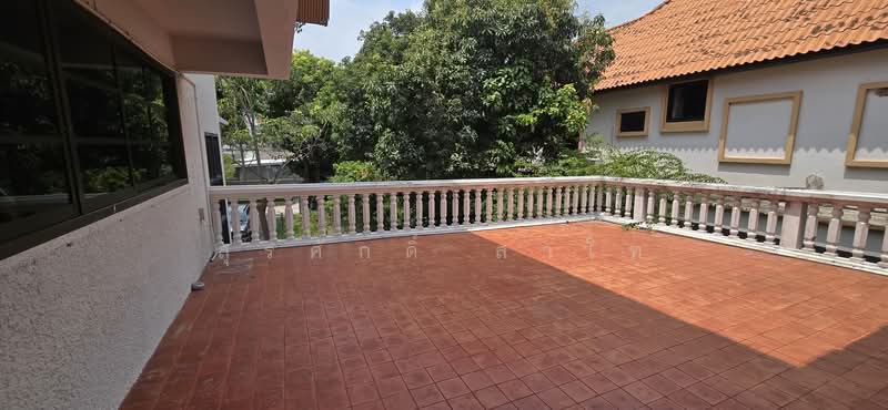For Sale - Detached house La 4bedrooms 4bathrooms Lat Phrao 43 Alley, Lane 2, Huai Khwa ng Sale 40Million Bath, Bangkok