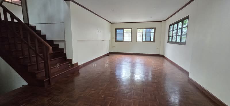 For Sale - Detached house La 4bedrooms 4bathrooms Lat Phrao 43 Alley, Lane 2, Huai Khwa ng Sale 40Million Bath, Bangkok