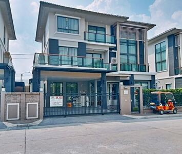 ขาย - Passorn Songprapa : ภัสสร สรงประภา, กรุงเทพ