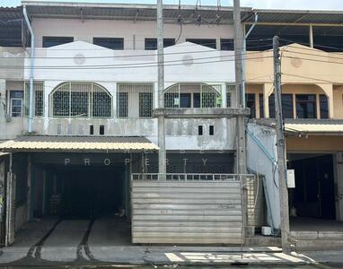 ขาย - โกดังคอกกระบือ สมุทรสาคร, สมุทรสาคร