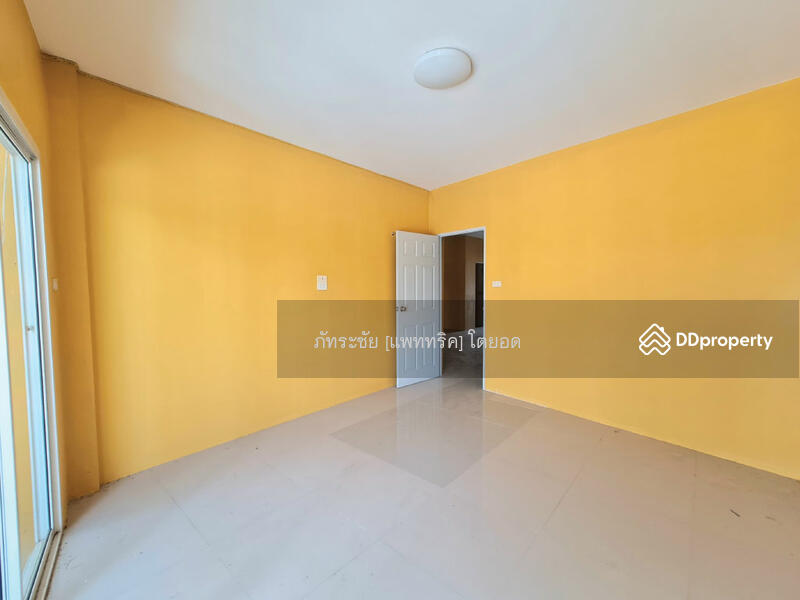 สนใจ ติดต่อคุณอุบล  099-2262928  @KrutzRealty.com