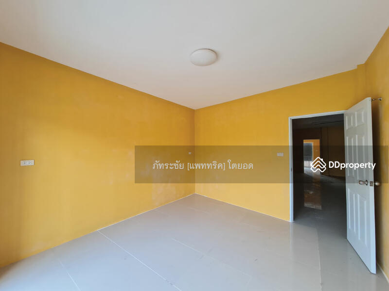 สนใจ ติดต่อคุณอุบล  099-2262928  @KrutzRealty.com