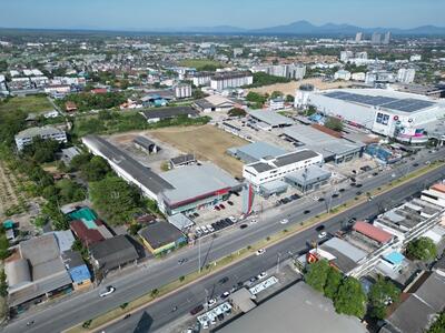 ขาย - ขายโชว์รูมและศูนย์บริการรถยนต์ 23 ไร่ ติดถนนสุขุมวิท จังหวัดระยอง, ระยอง