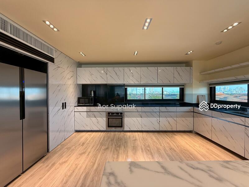 For Rent - Penthouse Condominium 2, Bangkok