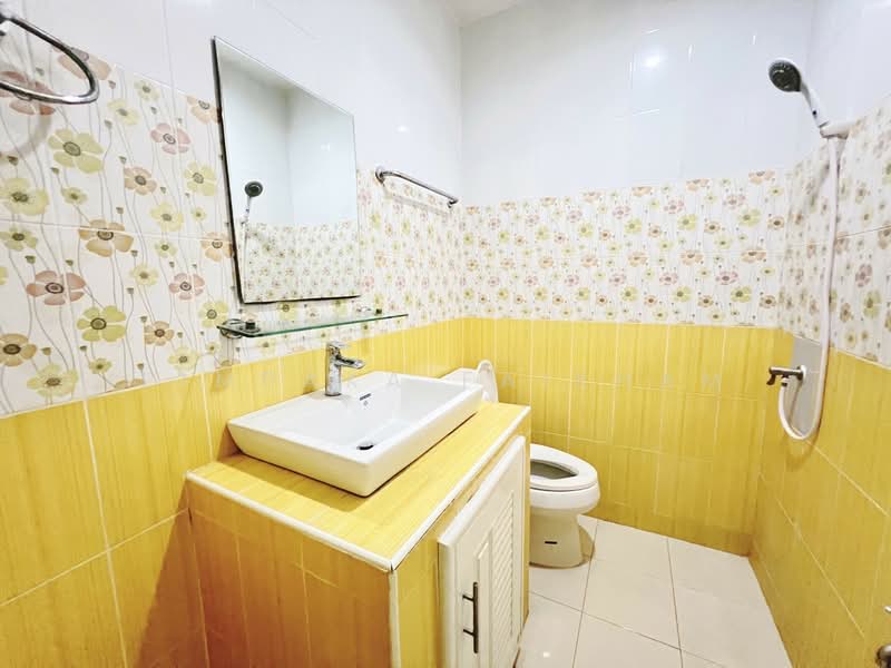 ทาว์นเฮ้าส์ 2 ชั้น ให้เช่า ซอยลาดปลาเค้า 48 หมู่บ้านเสนาวิลล่า อยู่ตรงข้ามตลาดบัว, กรุงเทพ, จรเข้บัว, ลาดพร้าว, กรุงเทพ, 100 ตร.ม., ทาวน์เฮ้าส์ ให้เช่า, โดย Pimpaka Faikham, 11906462 - DDproperty.com