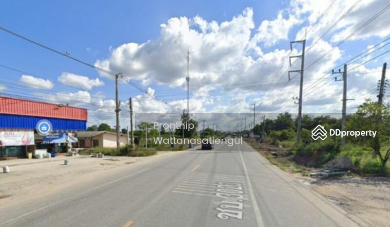 For Sale - Urgent! Corner Commercial Building in Prime Roadside Location Near Amata City Industrial Estate, Chon Buri
