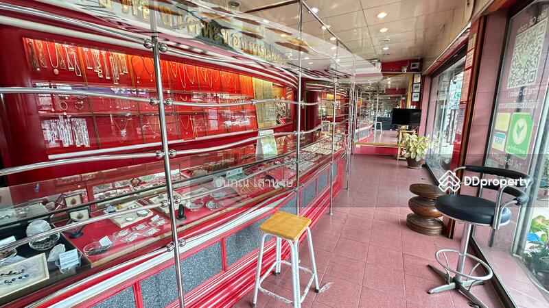 For Sale - ขายและให้เช่าอาคารพาณิชย์ 3 ชั้น 2 คูหาติดกัน เนื้อที่รวม 36 ตารางวา พื้นที่ใช้สอย 432 ตร.ม. ถนนเคหะ, Bangkok