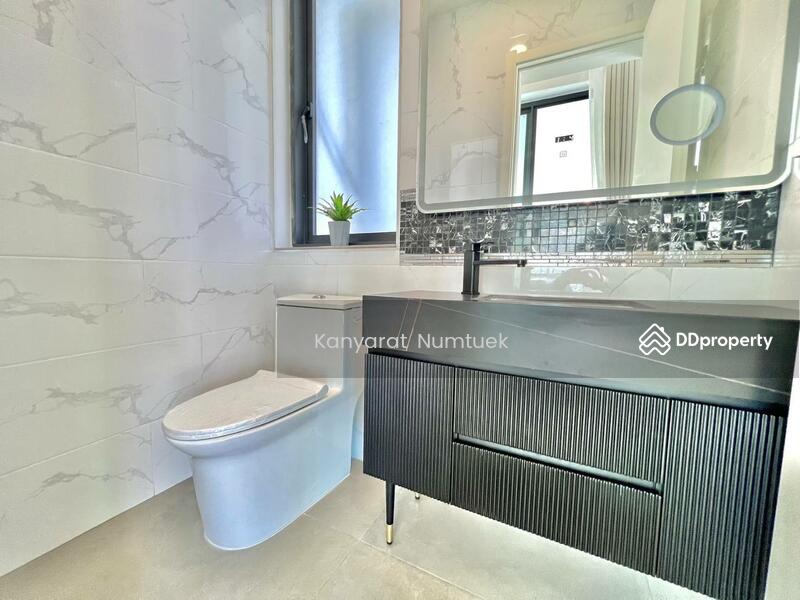 For Sale - Palm Lakeside Villas, Chon Buri