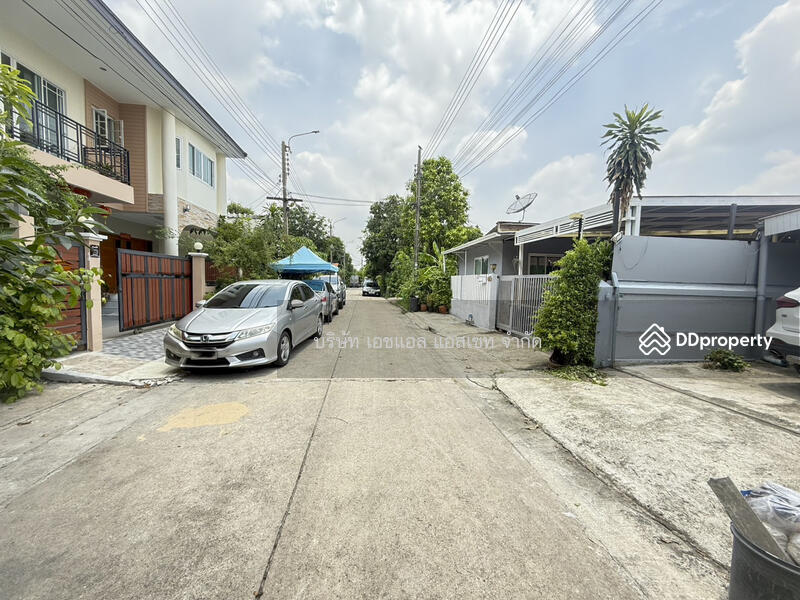 ขาย - บ้านแฝด ชั้นเดียว หมู่บ้าน นักกีฬาแหลมทอง ซอย 5 สะพานสูง, กรุงเทพ